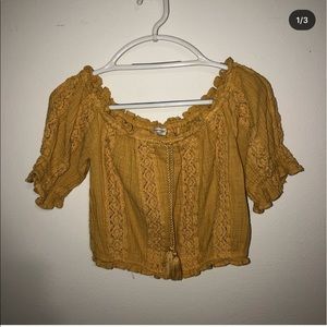 Off the shoulders crop top